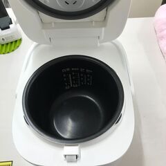 【ｼﾞｬﾝｸﾞﾙｼﾞｬﾝｸﾞﾙ金沢店】 炊飯器 ﾄｳｼﾊﾞ RC-5E7X 2021年製 ※動作チェック済 3ヶ月保証の画像