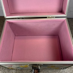 サンリオ　ハローキティ バニティケースの画像
