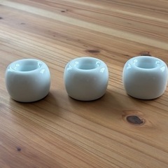 無印良品　白磁歯ブラシ立て