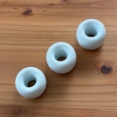 【決まりました！】無印良品　白磁歯ブラシ立ての画像