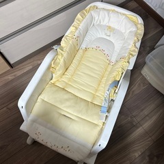 コンビのハイローチェア(手動)の画像