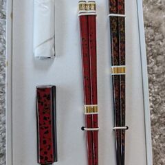 【新品未使用】赤黒の津軽塗箸セット（専用ケース付き）の画像