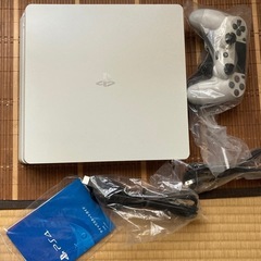 PS4本体　2200 1TBの画像