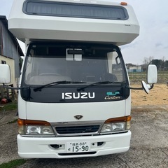 キャンピングカー