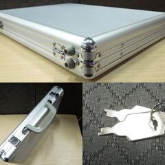 薄型 アタッシュケース カギ付き シルバー ビジネスケース 多目的ハードケース 札幌市東区 新道東店の画像