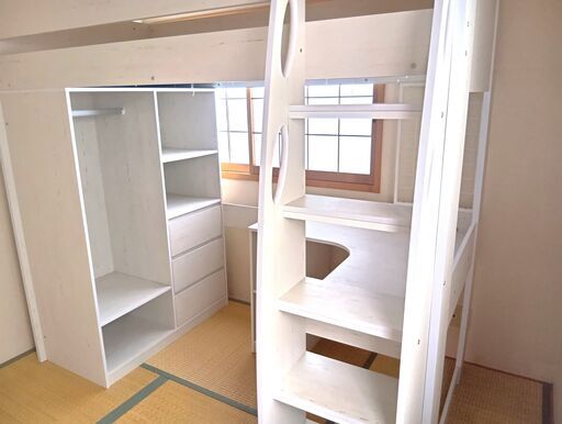 組み立て簡単！短期間しか使わないからお安く。 Mikey ロフトベッド ホワイト 組み立て簡単！短期間しか使わないからお安く。 Mikey ロフトベッド