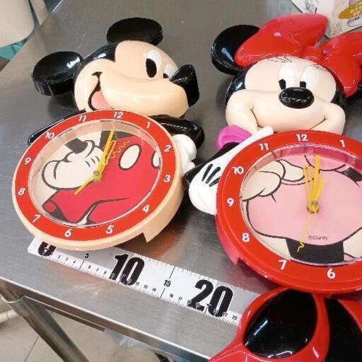 0702-121 レトロ ミッキーミニー壁掛け時計 ※ミッキー足欠品