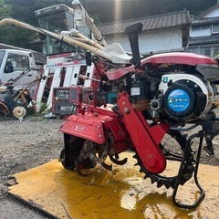 ヤンマー　管理機 SK35E 正転逆転　土上げ 土入れ 土上機 Wタイヤ 最大2.4馬力 作業幅 330mm ハンドル回動上下 畝立て 溝上げ 野菜 耕運機 動画ありの画像