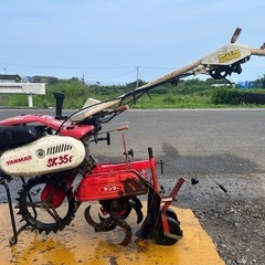 ヤンマー　管理機 SK35E 正転逆転　土上げ 土入れ 土上機 Wタイヤ 最大2.4馬力 作業幅 330mm ハンドル回動上下 畝立て 溝上げ 野菜 耕運機 動画ありの画像
