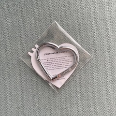 HUMAN MADE HEART CARABINER キーリングの画像