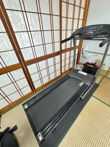 ランニングマシン