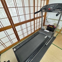 ランニングマシン