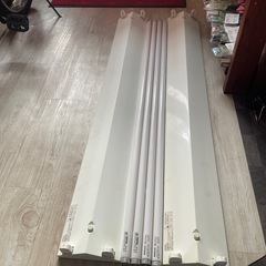 取り引き中　照明の画像