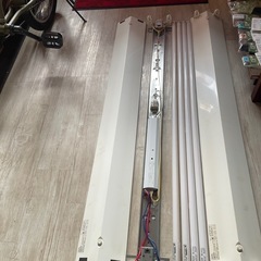 取り引き中　照明の画像