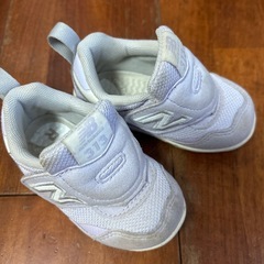 子供用シューズの画像