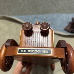 アンティーク 1931年製のメルセデス・ベンツSSKLの木製模型の画像