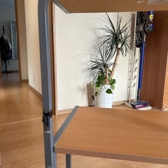 キャスター付き パソコンデスク（3段）の画像