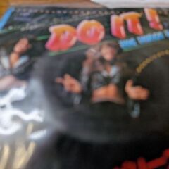 （中古EPレコード）ドゥ•イット！−スリー•ディグリーズ
