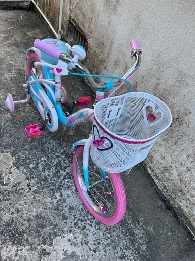 美品‼️4輪車16インチ自転車キッズバイクトイザらス限定‼️ハードキャンディ?バイク?プロフ必読