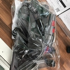 サイクロン式クリーナー dyson 純正バッテリー 2023年製の画像