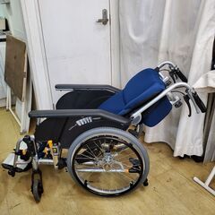 MATSUNAGA 松永製作所 オアシスシリーズ (OS-11TRSP) リクライニング ノーパンクタイヤ 車椅子 車いす 介助用 介護用 自走式 折りたたみ式 取扱説明書付き 耐荷重75㎏■買取帝国 朝霞店の画像