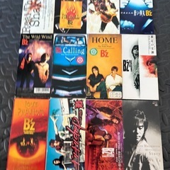 B'z シングルCD32枚セット
の画像