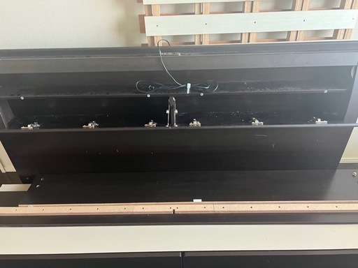 ニトリ クイーンベッド フレームのみ 収納2つ付き