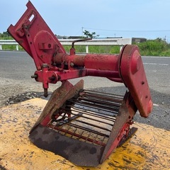ニプロ　堀取機　耕運機　ポテトプラウ 掘り取り機　芋掘り機 唐芋...