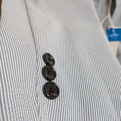 ストライプ柄ジャケット、パンツ セットアップの画像