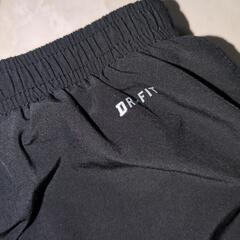 Nike DRIFIT ハーフパンツの画像