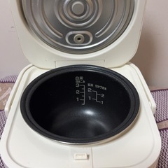 ニトリマイコン炊飯ジャーSN-A5の画像