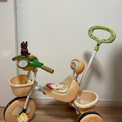 美品‼︎プーさん　三輪車　手押し車　ディズニー　お散歩　安全バー付　サンシェード Amazon.co.jp: アイデス アイベーシック アイデスカーゴ ドーム