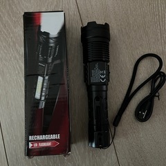 新品未使用　ledライト　
懐中電灯の画像