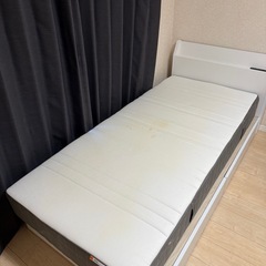シングルマットレスの画像