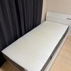 シングルマットレスの画像
