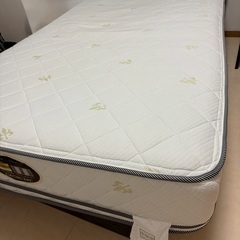 ニトリのセミダブルベッドマット