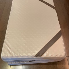 畳で和めるシングルベッド
の画像