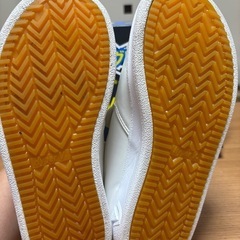 厨房用シューズの画像