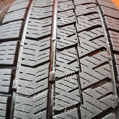 BS BRIDGESTONE BLIZZAK VRX2 205/65R16 16インチ スタッドレス 4本 23年製 MINIクロスオーバー 10系アルファード ヤリスクロス等 (KTF303)の画像
