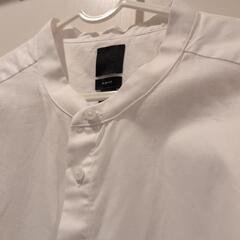 H&M 白シャツの画像