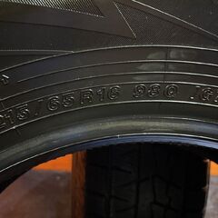【未走行に近い】YOKOHAMA ice GUARD iG70 215/65R16 16インチ スタッドレス 2本 23～24年製 アルファード CX-30 ヴェルファイア等(KTO425)の画像
