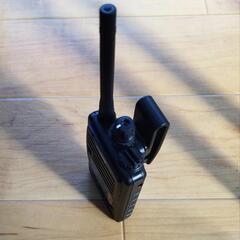 【新品】ALINCO DJ-P221は、超コンパクトな薄型軽量の無線機の画像
