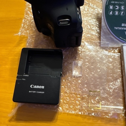Canon EOS Kiss X5 デジタル一眼レフ