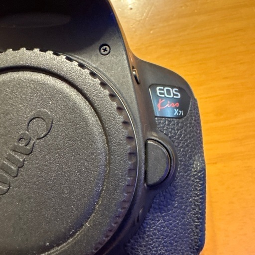 Canon EOS Kiss X7i デジタル一眼レフ
