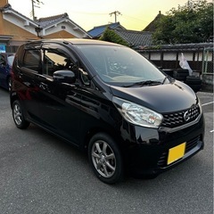 H25年　日産　デイズ　検R8年9月　X 革調シートカバー