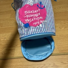 プールバックの画像