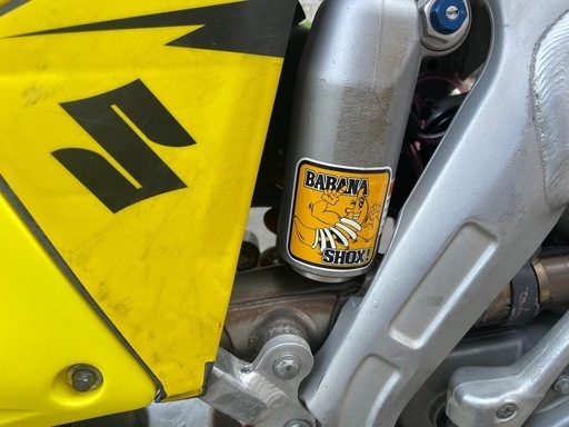 RMZ250 エンデューロ仕様 18インチ RM-Z ババナショック 札幌近郊より 北海道内配送 フェリー積み込み対応
