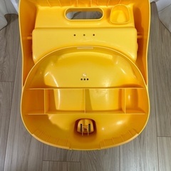 ★日時限定★アップリカ　バスチェア（ハローキティのマット付き）の画像