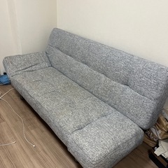 ソファーベッドの画像