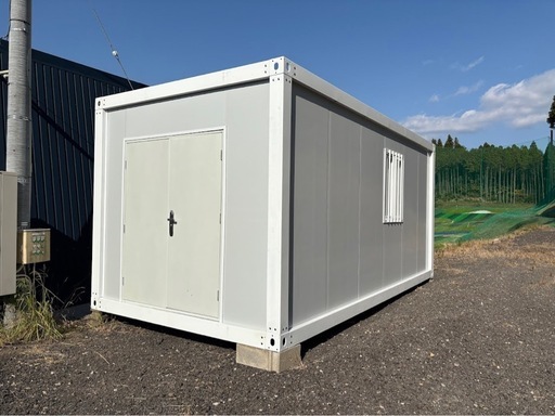 福岡市内展示物あり、見学可能　プレハブハウス3×6 物置きコンテナハウスガレージ